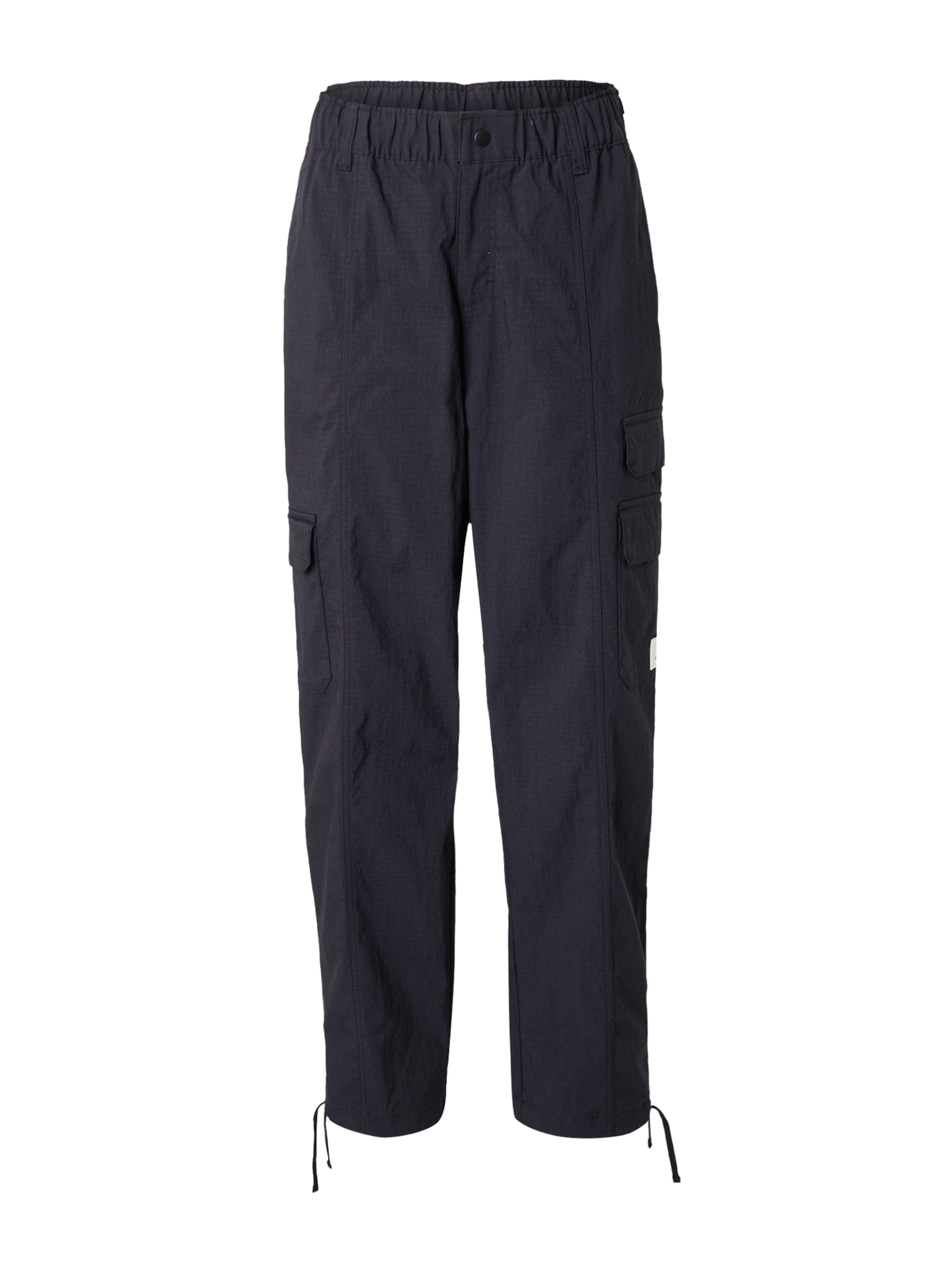 Jordan Regular Gargohousut 'Essential Chicago' värissä musta: etupuoli