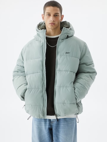 Veste mi-saison Pull&Bear en vert : devant