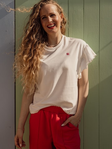 Looxs Revolution Shirt in White: front