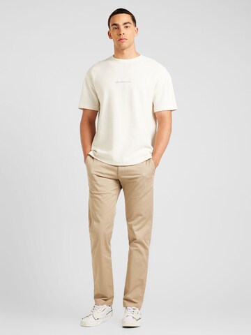 Calvin Klein Jeans Regular T-shirt i vit