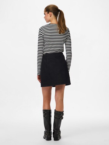 PIECES Skirt 'PCFlora' in Black