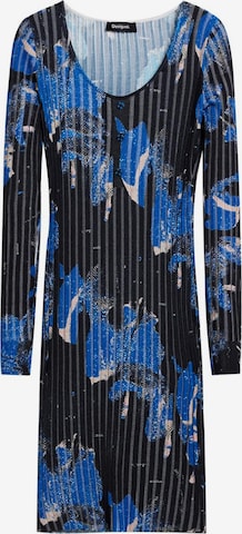 Desigual Mekko värissä musta: etupuoli