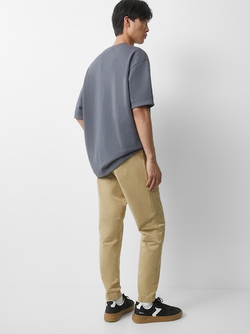 Pull&Bear Tapered Housut värissä beige