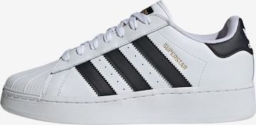 Baskets basses 'Superstar XLG' ADIDAS ORIGINALS en blanc : devant