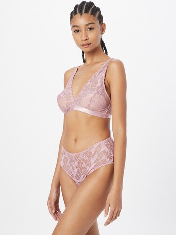 Underprotection Triangle Bra 'GINA' in Purple