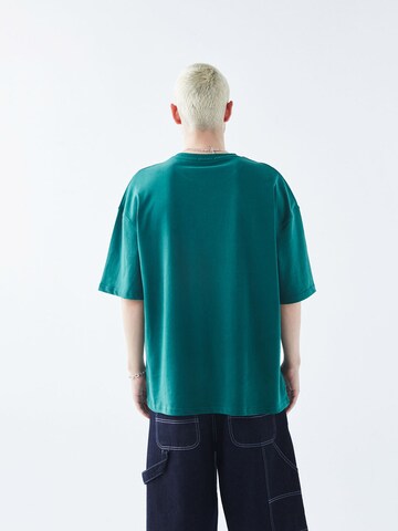 Tricou 'Hurst' de la VAMOS CLO pe verde
