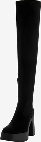 Pull&Bear Stiefel in Schwarz: predná strana