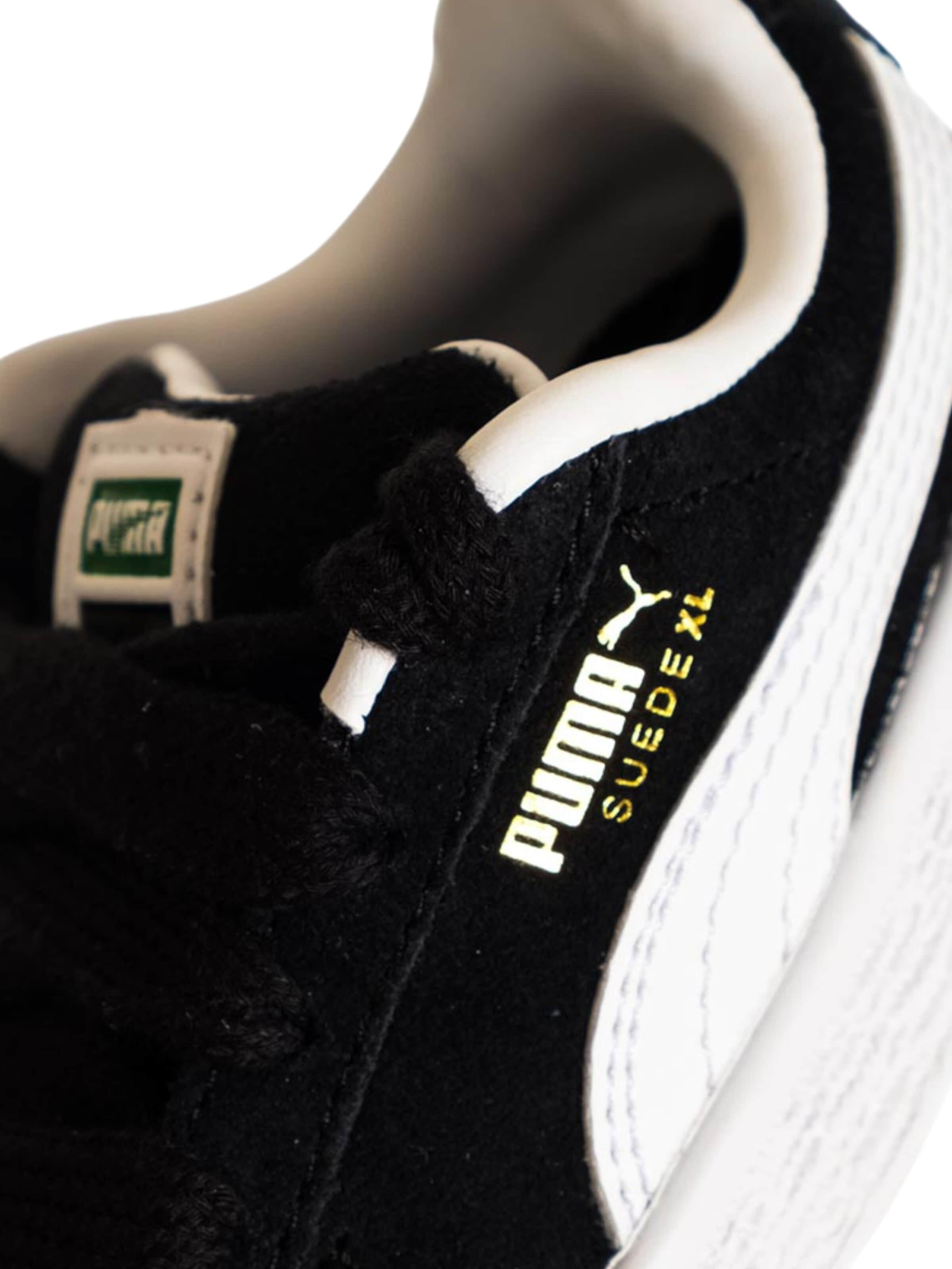 PUMA Sneakers in Black