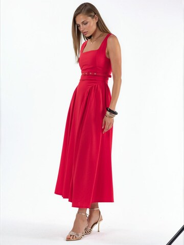 Busem Dress in Red