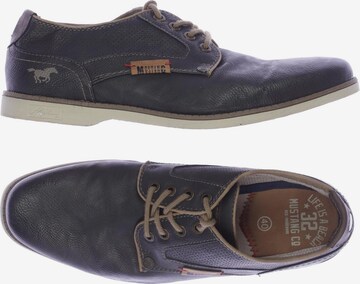 MUSTANG Flats & Loafers in 40 in Blue: front