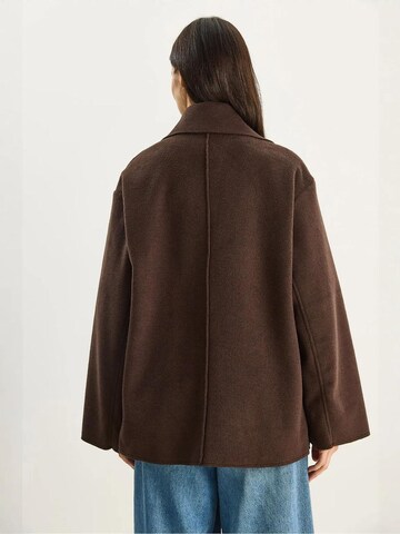 Bianco Lucci Between-Seasons Coat in Brown