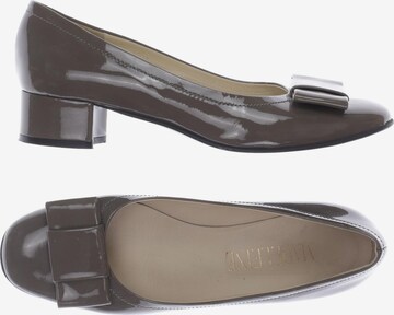 Madeleine Flats & Loafers in 39 in Brown: front