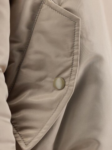 ALPHA INDUSTRIES Übergangsjacke 'MA-1 Heritage'‌‌‌‌‌‌ in Beige