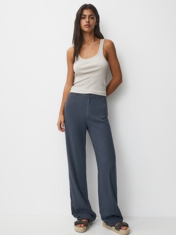 Pull&Bear Normální Kalhoty s puky – modrá