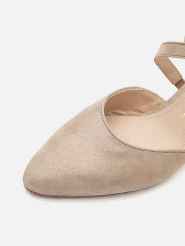 GABOR Pumps in Beige