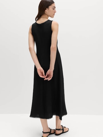 Robe Marks & Spencer en noir