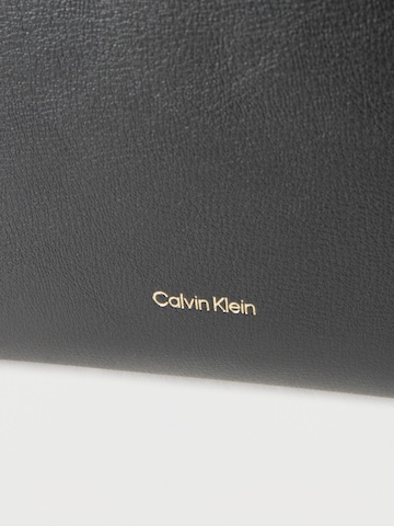 Borsa a sacco di Calvin Klein in nero