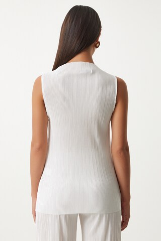 Happiness İstanbul Брючный костюм в Белый