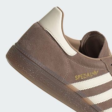 ADIDAS ORIGINALS Sneaker in Braun