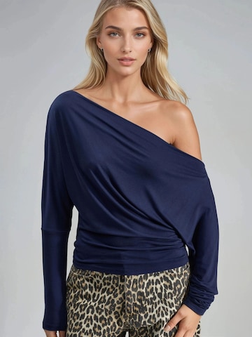 Busem Blouse in Blauw: voorkant