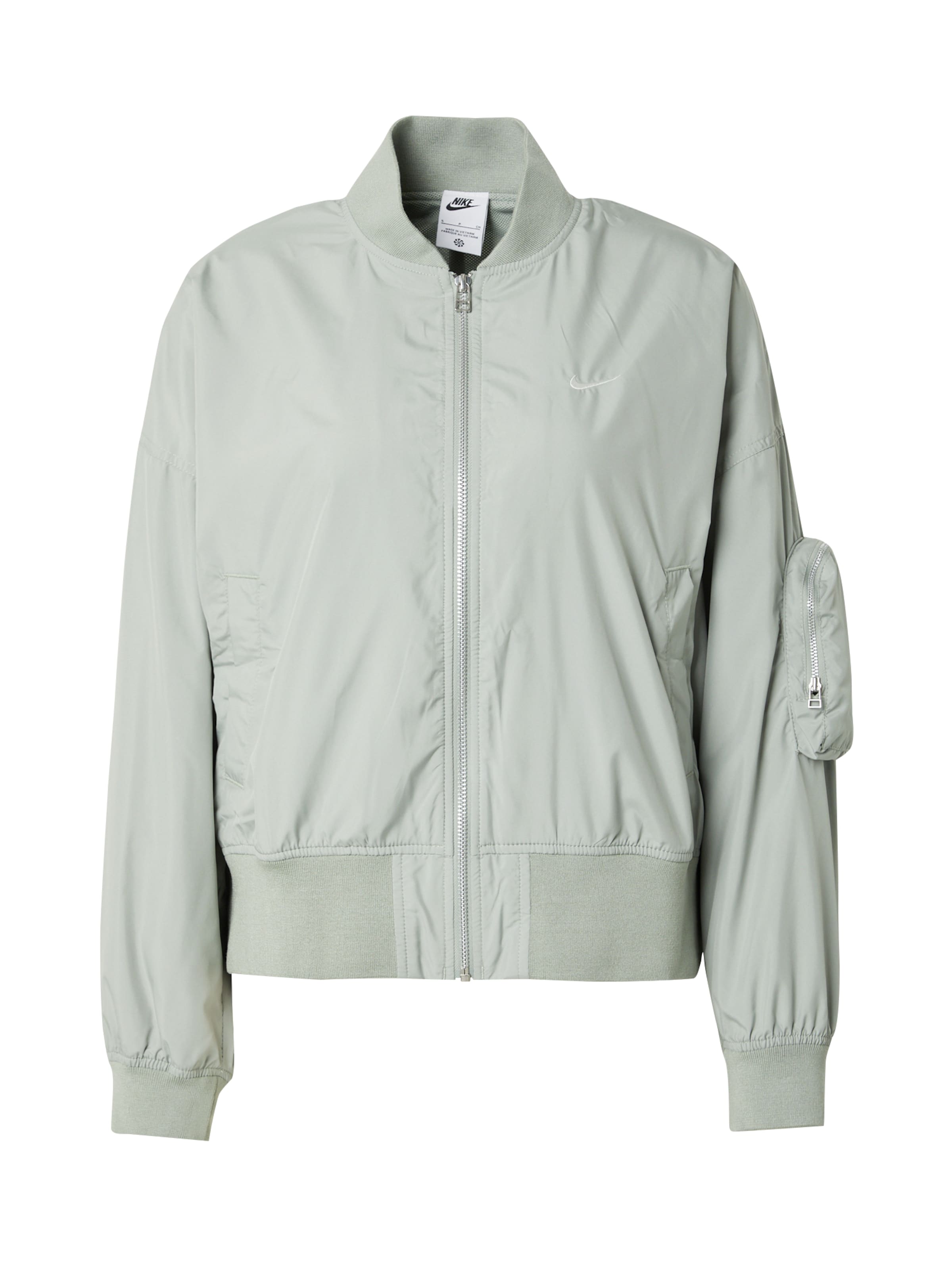 Geacă de primăvară-toamnă 'ESSNTL' de la Nike Sportswear pe verde: față