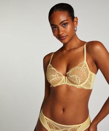 Hunkemöller Balconette BH 'Sali' in Geel: voorkant
