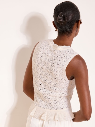 Lipsy Kardigany – bílá