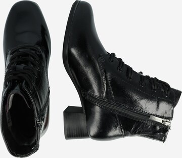 TAMARIS - Botines con cordones en negro