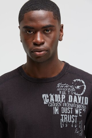CAMP DAVID Sweater in Black: front
