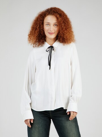 Lindex Blouse 'Alvina' in White: front