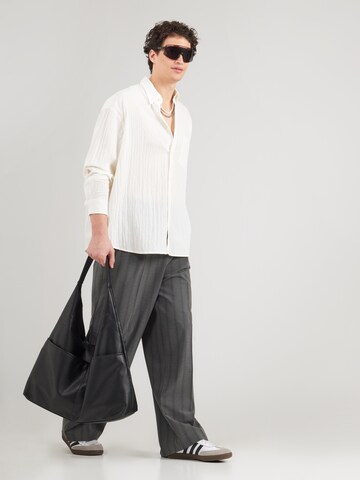 WEEKDAY Классический крой Рубашка в Белый