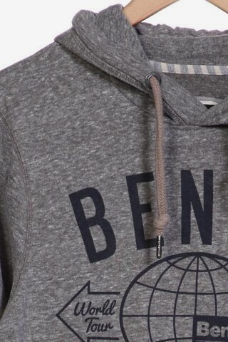 BENCH Sweatshirt & Zip-Up Hoodie in L in Grey