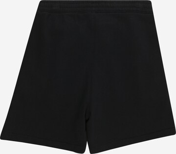 Abercrombie & Fitch Regular Shorts 'ESSENTIALS' in Schwarz