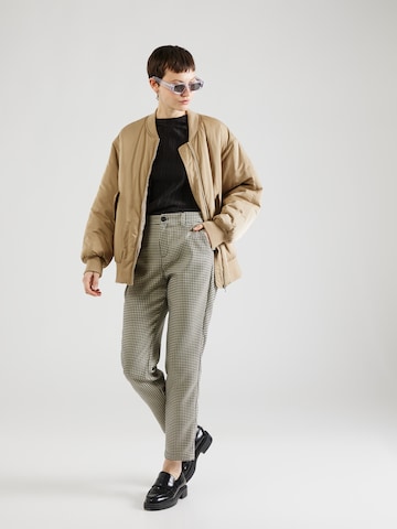 Effilé Pantalon s.Oliver en beige