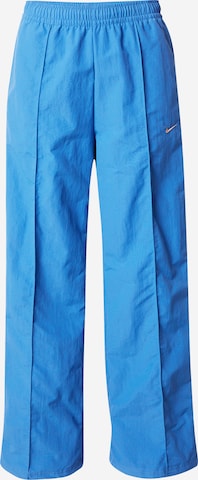 Nike Sportswear Wide leg Παντελόνι με τσάκιση σε μπλε: μπροστά