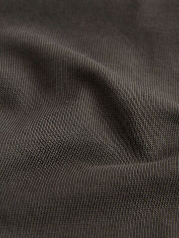 T-Shirt Next en gris