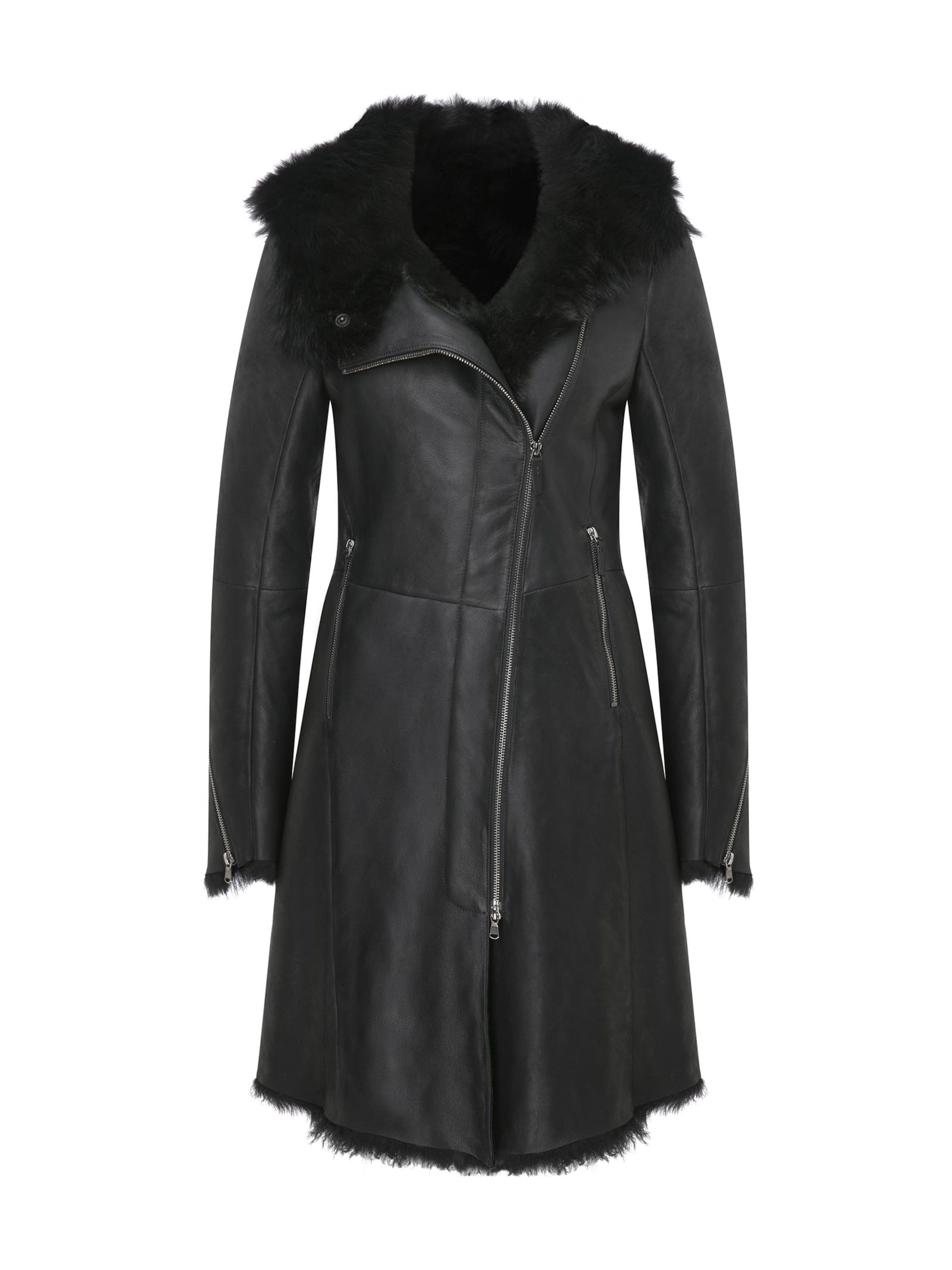 VESPUCCI BY VSP Wintermantel 'Tessa' in Schwarz: Vorderseite