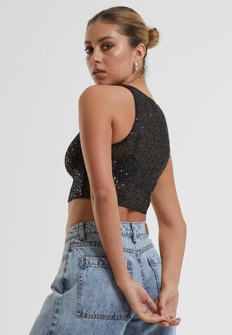 Top di Urban Classics in nero