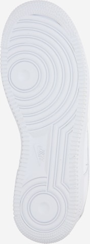 Nike Sportswear Ниски маратонки 'Air Force 1 '07 FlyEase' в бяло