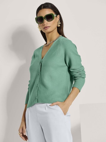 MADELEINE Gebreid vest in Groen