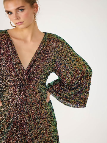 No Matter What Kleid in Mischfarben