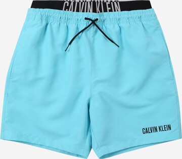 Calvin Klein Swimwear Regularen Kratke kopalne hlače 'Intense Power' | modra barva: sprednja stran