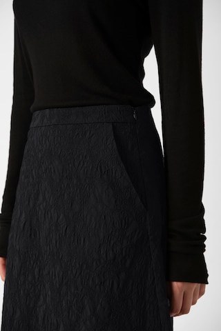 SOAKED IN LUXURY Rok 'SLMaybel Corinne' in Zwart