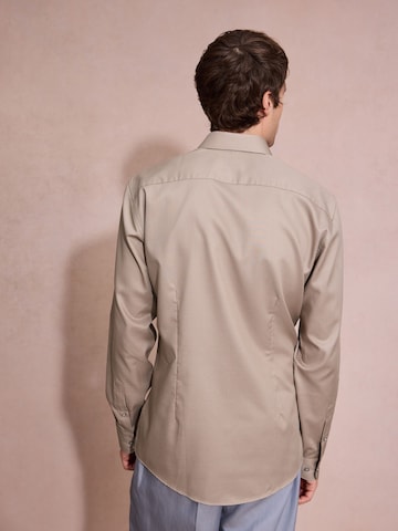 Next Slim fit Srajca | bež barva
