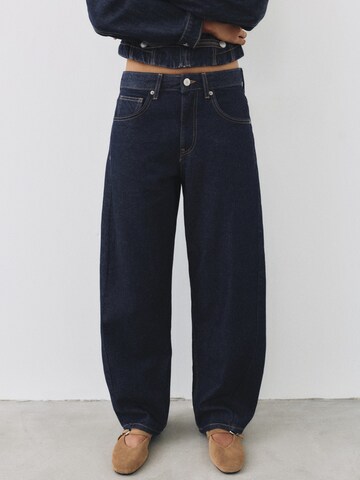 Pull&Bear Barrel Jeans in Blau: Vorderseite