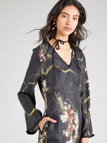 Robe 'MALAYSIA' Munthe en noir