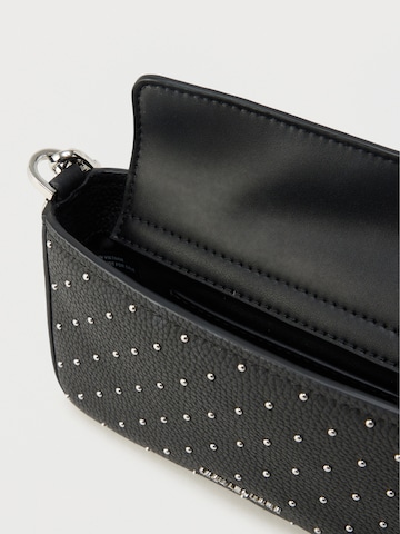 MICHAEL Michael Kors Axelremsväska i svart