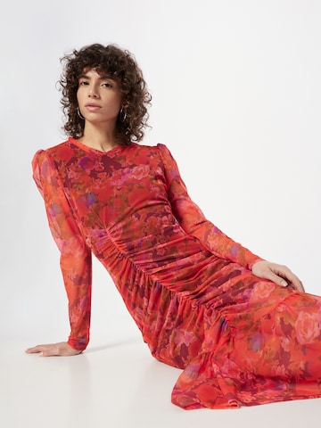 Robe Oasis en rouge