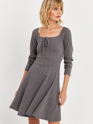 Robe Cool & Sexy en gris : devant