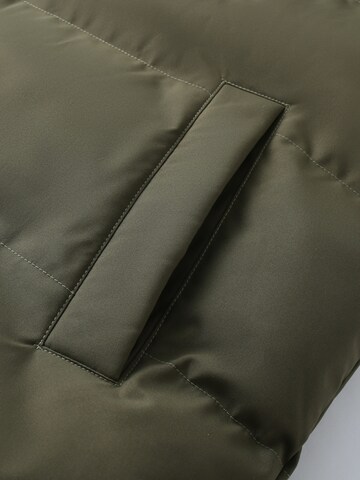 ALLTHEMEN Vest 'Wärmetrage' in Green